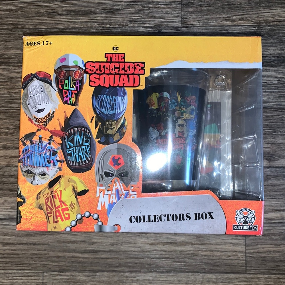 10 pc The Suicide Squad Collectors Box